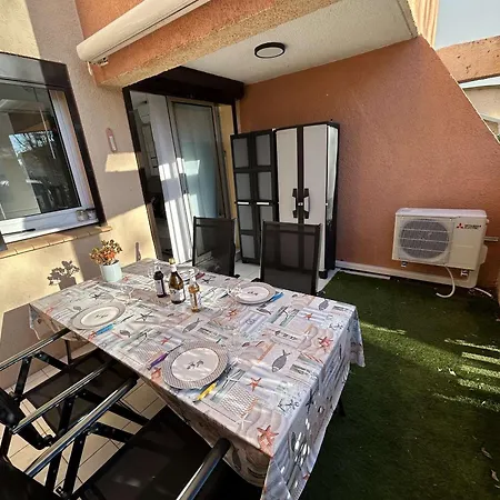 En Rez-de-jardin Avec Piscine, Acces Et Parking Prive - 4 Couchages - Fr-1-387-155 *